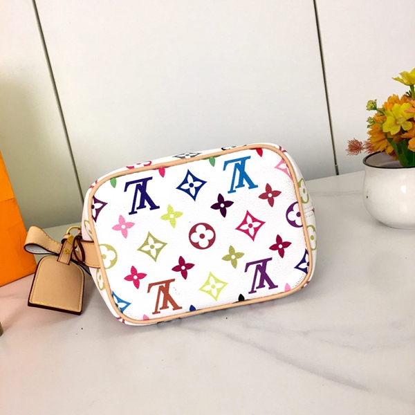 ルイヴィトンバッグ素材ディテール